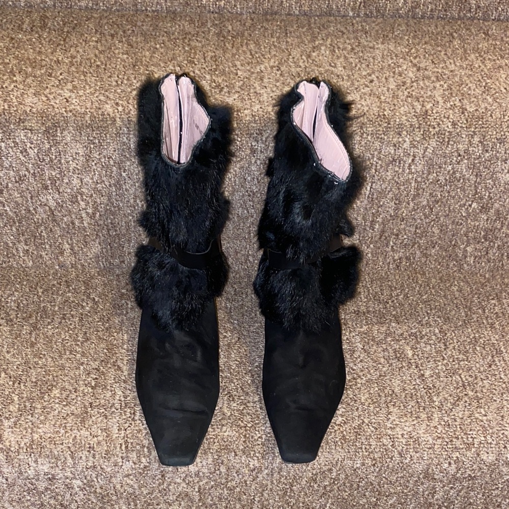 ♠️GUC Nine West Black Fur-Accented Heeled Boots